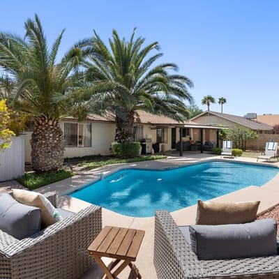 Grand Palms